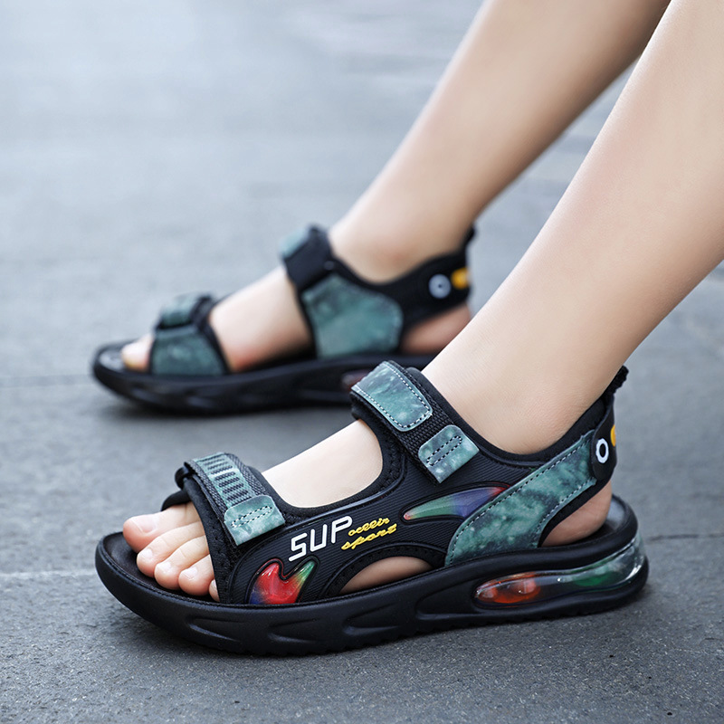 Trendy beach children's shoes big summer boys soft bottom new beach shoes air cushion children's sports sandals children's cool
