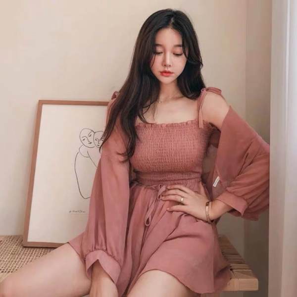 Picture of 2025 French Sun Protection Jacket Shorts Chiffon Clothes Elegant Suspender Top Suit Women's Spring and Summer Three-Piece Set