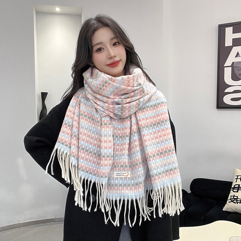 Plaid scarf women's winter high-end sense autumn and winter Korean fashion Joker scarf new thick warm shawl wholesale