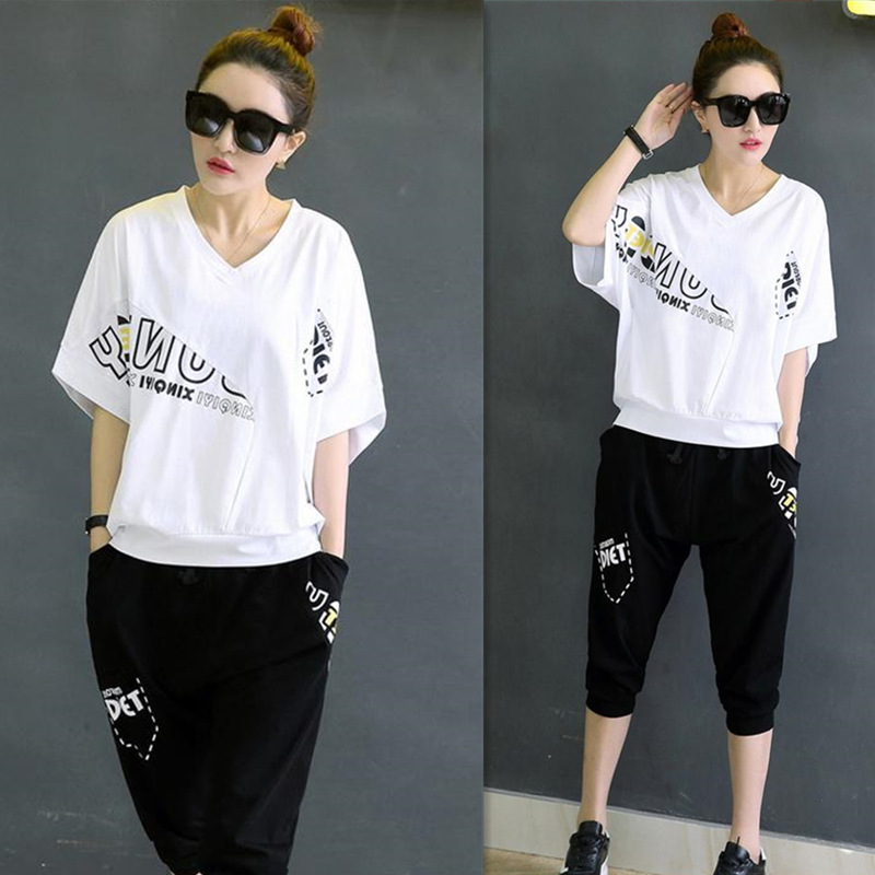 2021 Amazon Summer New Korean-style Loose Fashion Sports Suit Short-sleeved Women's Casual Capri Pants Two-piece Set