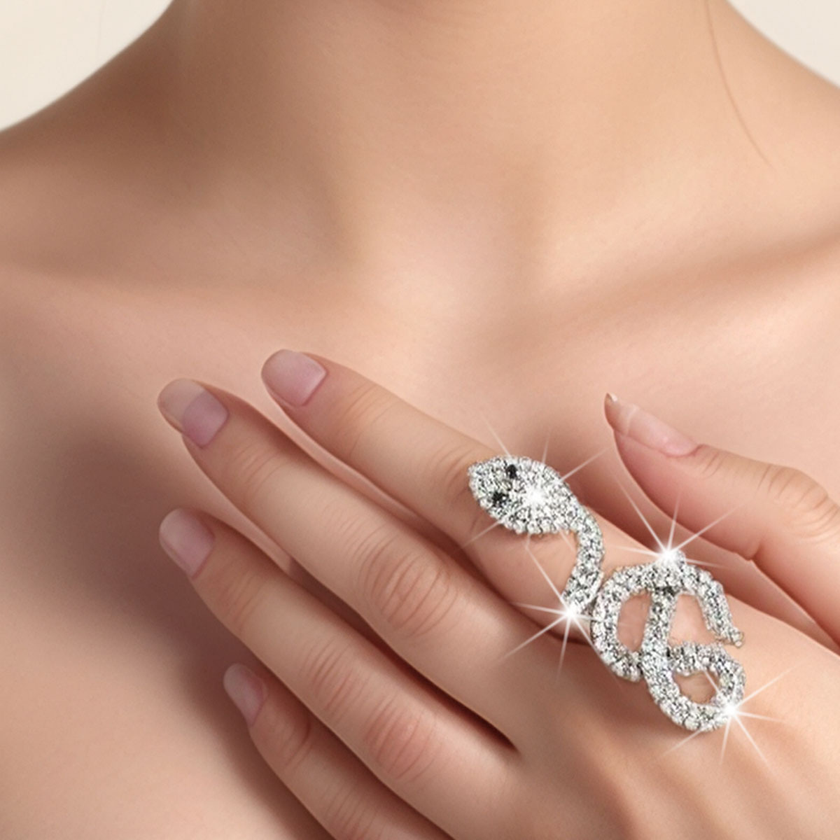 Cross-border New Distinctive Hip-hop Entwined Snake Ring Inlaid Rhinestone Nightclub Party Accessories Women