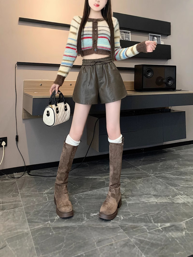 PU Leather Shorts Women's Autumn and Winter 2024 New Fashionable Outer Wear Loose Slimming Drawstring High Waist A- Shaped Casual Boots Pants