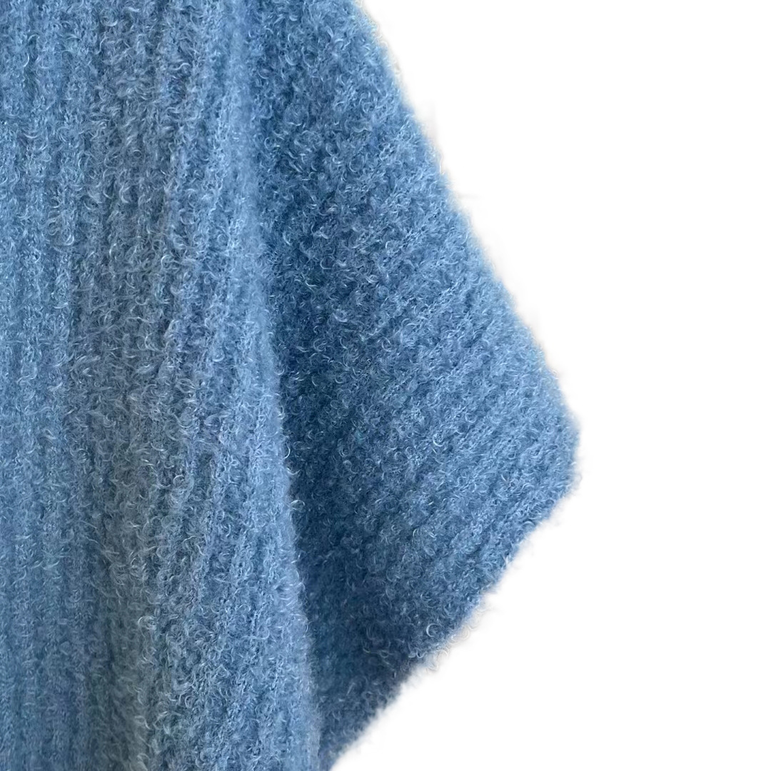 Picture of 2.3 wool teddy velvet roll wool 42 acrylic 42% wool 16% nylon blend special fancy yarn