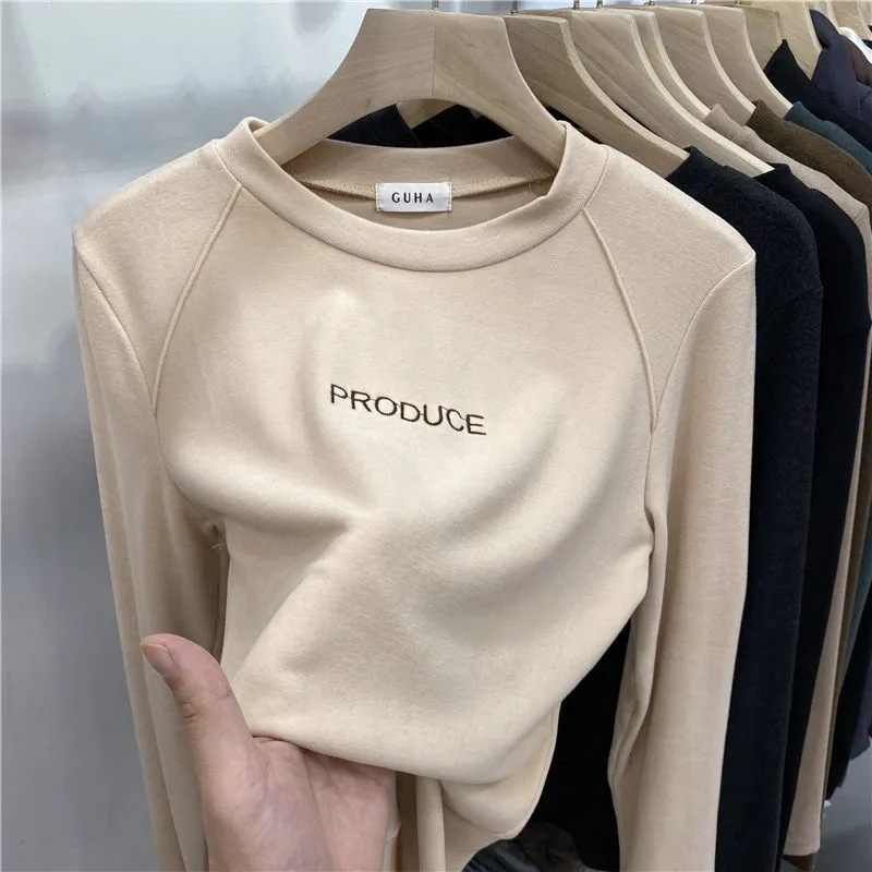 De velvet fleece-lined padded embroidery sanding warm bottoming shirt women's 2024 autumn and winter new long sleeve T-shirt jacket women
