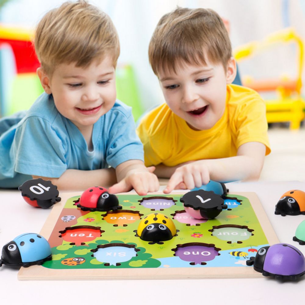 Counting ladybug intelligence toys kindergarten baby cognitive Digital little ladybug children early education educational wooden building blocks