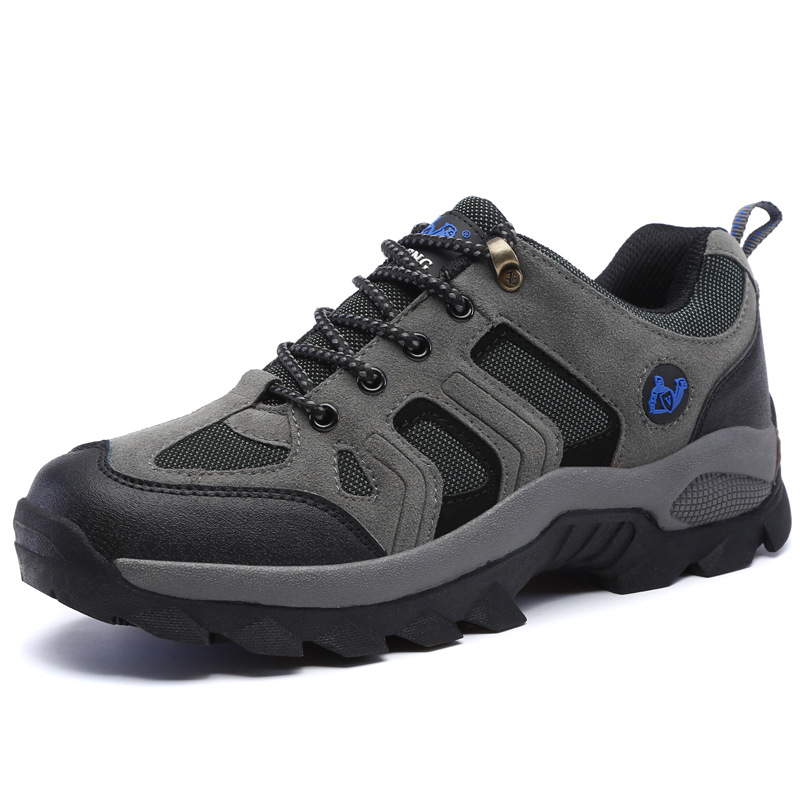 Outdoor Hiking Shoes, Non-Slip and Wear-Resistant Men's Shoes, Velvet and Thickeneded Autumn and Winter Sports Cotton Shoes, Waterproof Large Size Travel Shoes