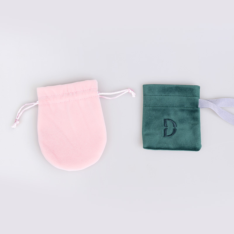 Picture of Factory new velvet bag jewelry velvet bag embroidery dark green pink bunched velvet bag silk screen LOGO