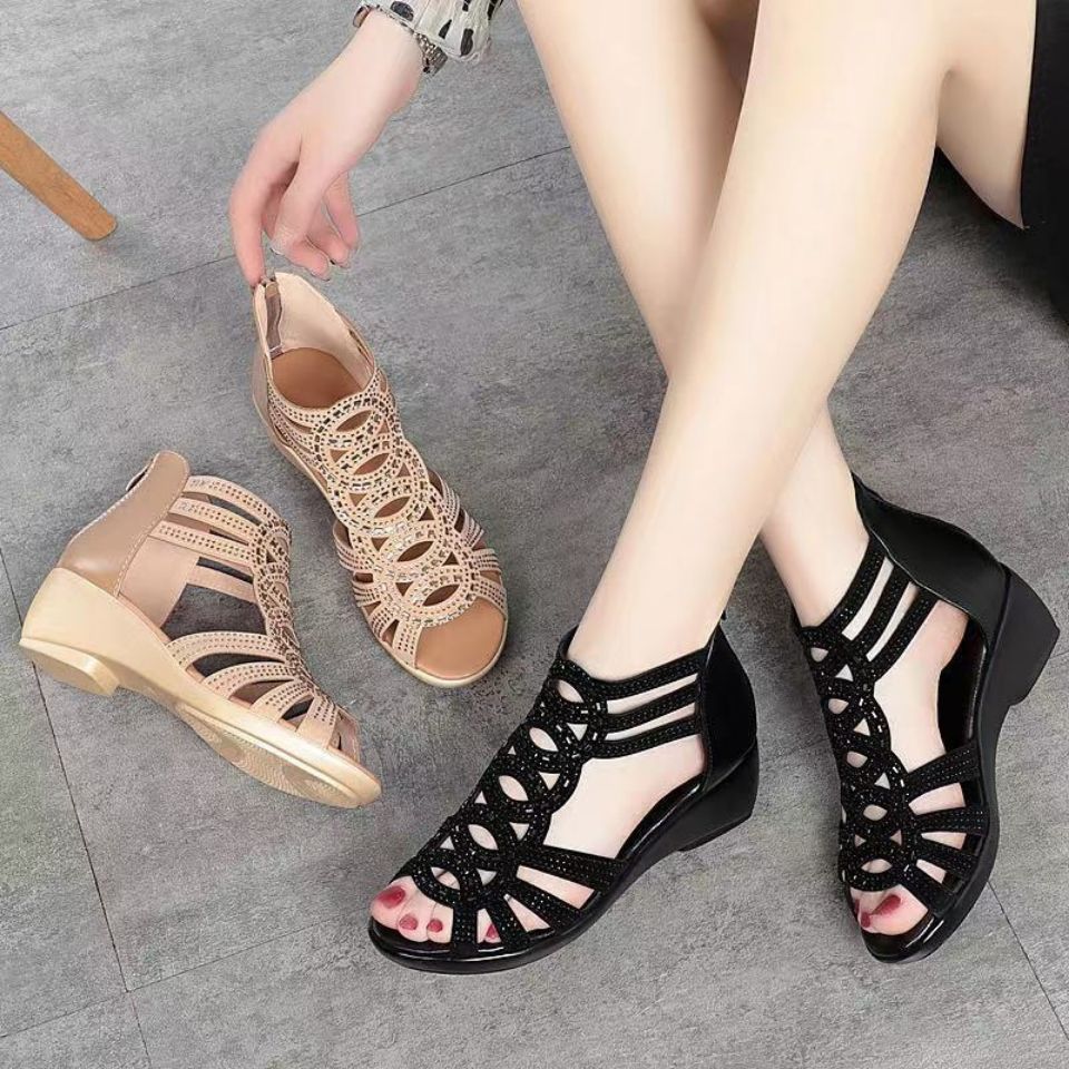 Picture of Soft Leather Roman Sandals Women's Summer 2022 New Soft Soled Mom Shoes Fashionable Outerwear Women's Sandals Wedge Women's Shoes