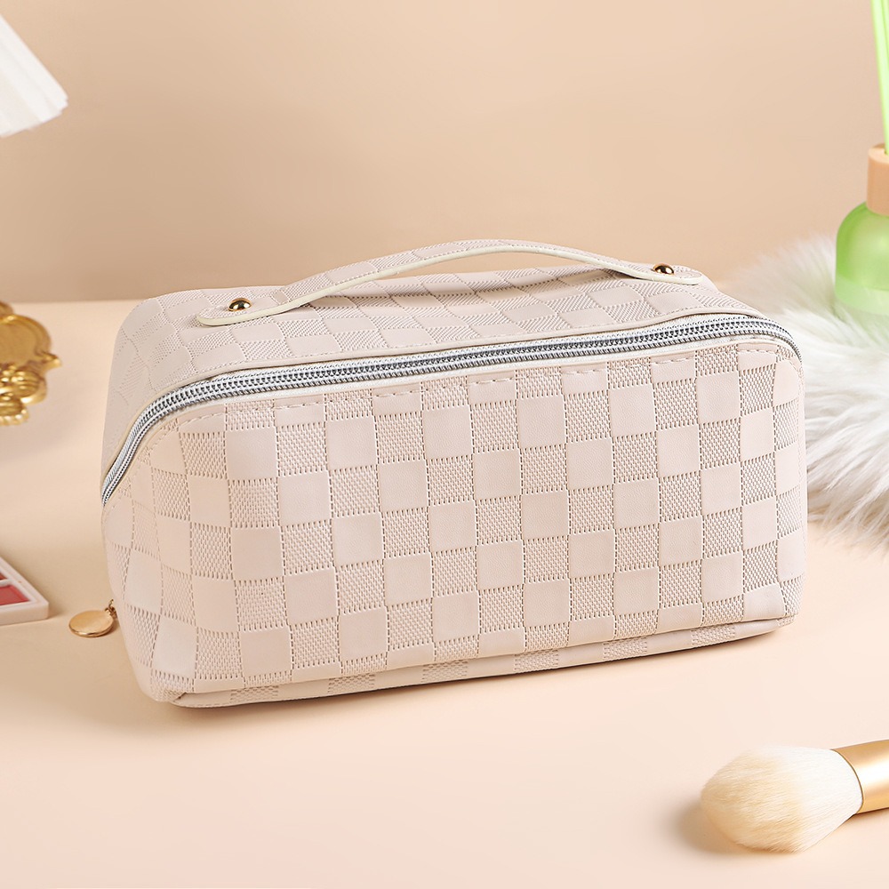 Picture of Cross-border Hot PU Leather Cosmetic Bag Multifunctional Checkerboard Pillow Bag Large Capacity Waterproof Travel Portable Toiletry Bag