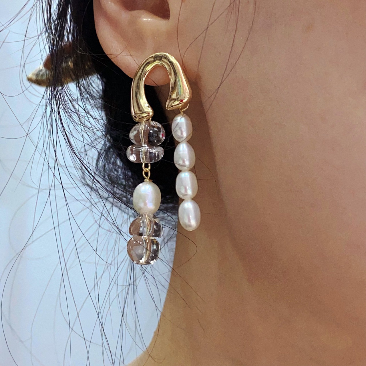 Picture of Special White Crystal Small Unique Daily Retro Summer Natural Freshwater Pearl Elegant Face Small High-grade Earrings