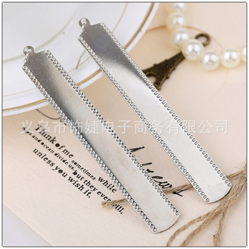 Picture of European and American Fashion Minimalist Nightclub Punk Style Geometric Frosted Strip Shape Earrings Accessories Gifts
