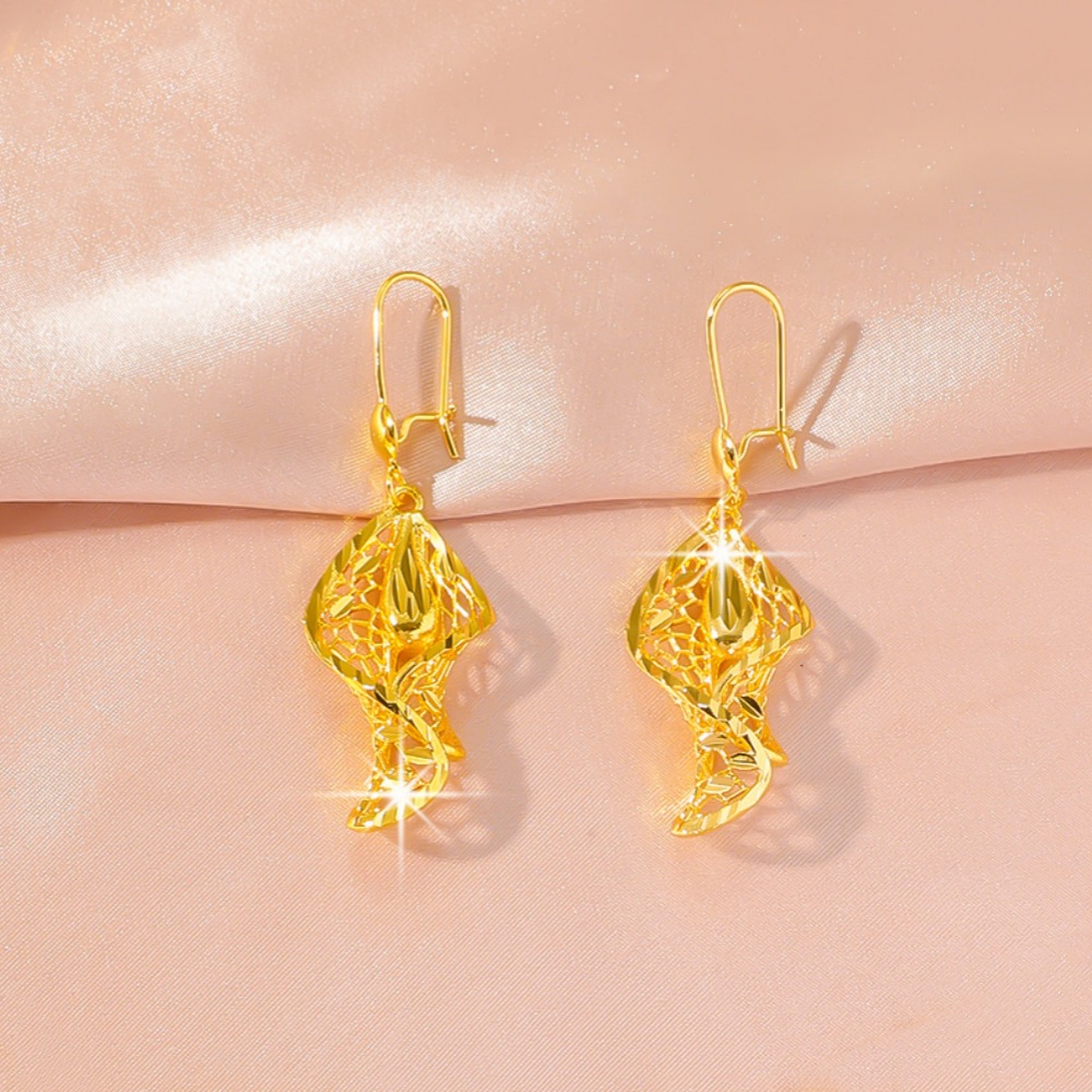 Picture of Middle East Dubai Wedding suit Jewelry Vietnam Sand Gold Hollow Leaves Water Drop Necklace Earrings Long-term Color-free Jewelry