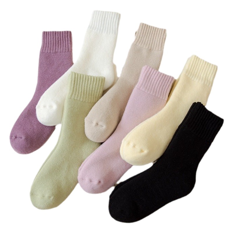Cashmere socks women's autumn and winter mid-calf length socks fleece-lined thickened plush long confinement socks floor sleep super thick stockings