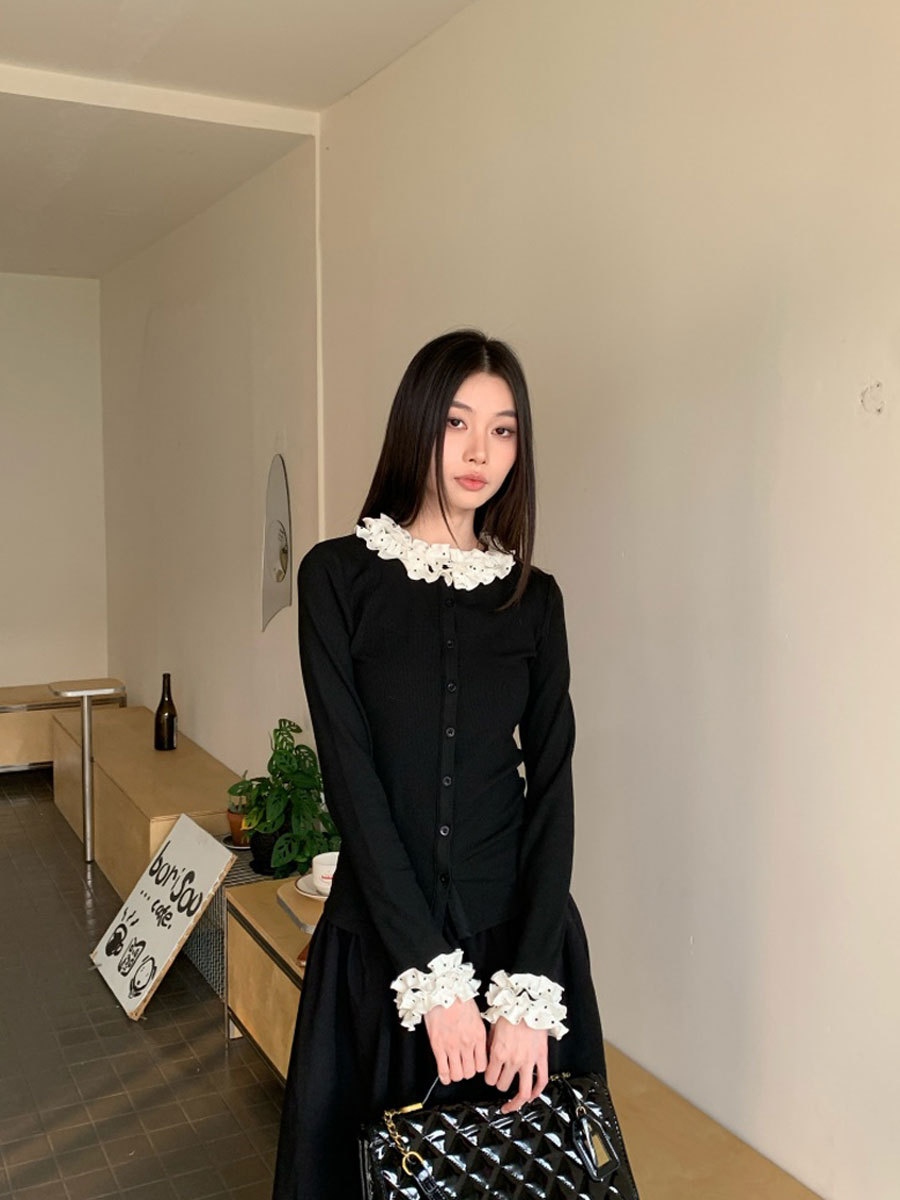 Knitted Sweater Cardigan Women's Design Sense Niche Wave Dot Lace Stitching Slim-fit Slimming Spice Girl All-match T-shirt Top Spring