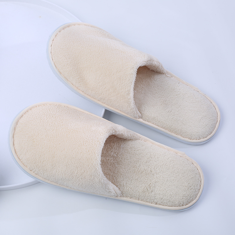 Picture of Disposable Slippers Hospitality Home Indoor Homestay Hotel Guesthouse Club Men's and Women's Coral Fleece Thickened Travel