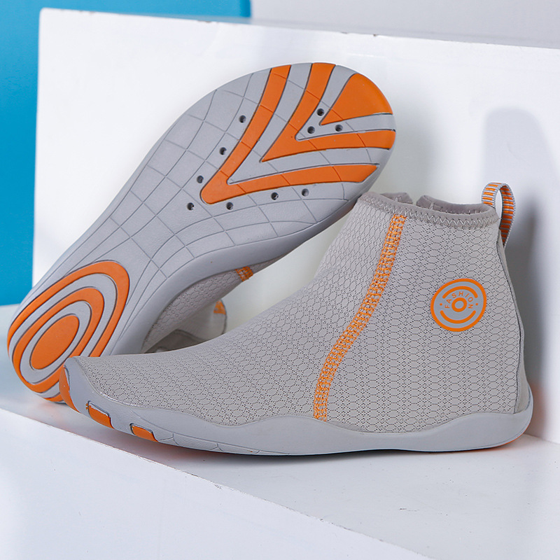 Picture of Amazon Cross-Border 2024 Spring and Summer New High-Top Outdoor River Tracing Shoes for Men Wading Beach Swimming Shoes for Women Wholesale