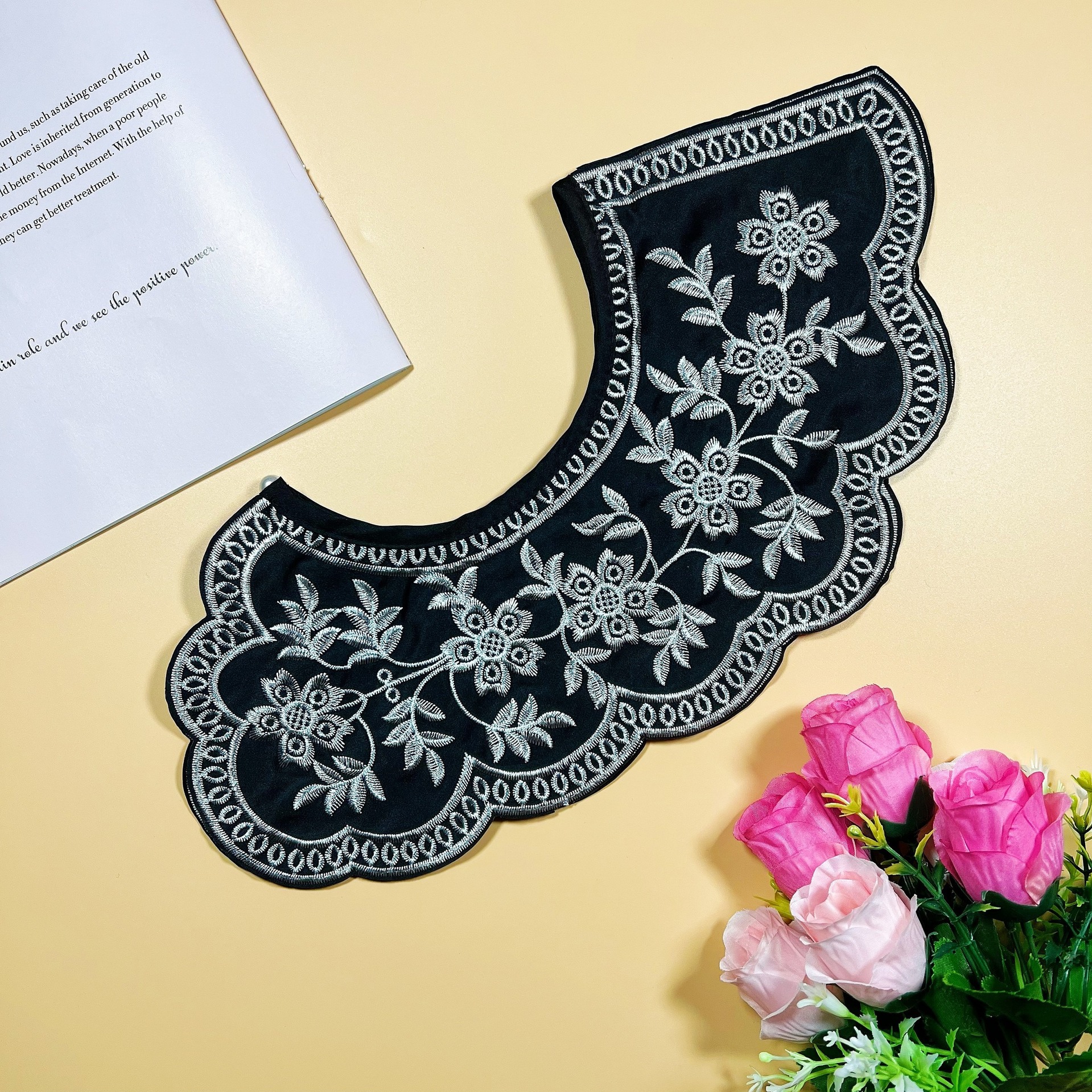 Picture of Korean Style Outer Matching Skirt Small Shawl Adult False Collar Children's Age-reducing Doll Collar All-match Lace Collar Decorative Collar