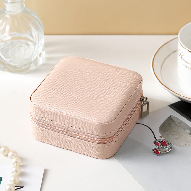 Picture of Leather Small Size Jewelry Storage Box Travel Portable Gift Box with Lock Jewelry Box High-End Jewelry Box