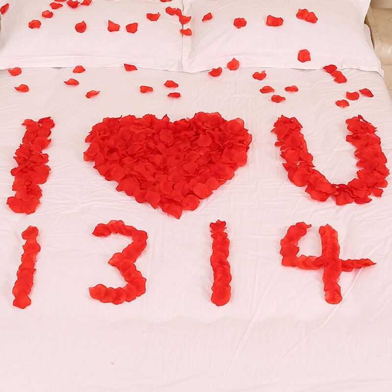 Picture of Artificial rose petals big red proposal confession romantic surprise layout props factory in stock wholesale