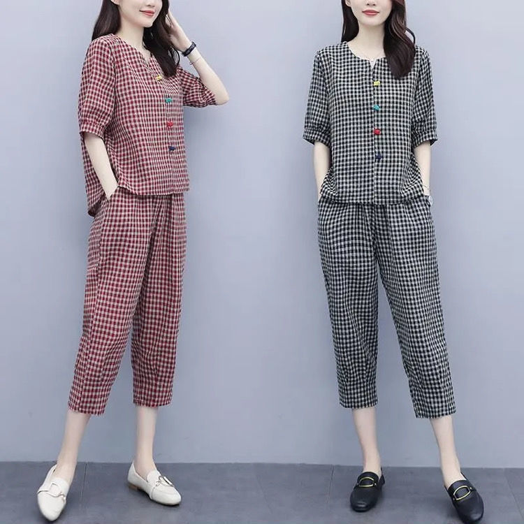 Cotton plaid set for women, 2025 new loose artistic short-sleeve top, elegant casual two-piece set