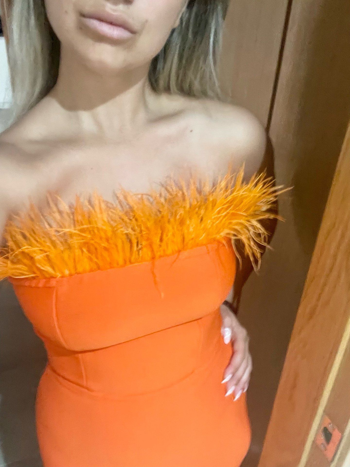 Picture of 2022 European and American Women's Dress q Off-shoulder Tube-top Hip Tight Stretched Feather Dress Evening Dress Banquet Sexy INS