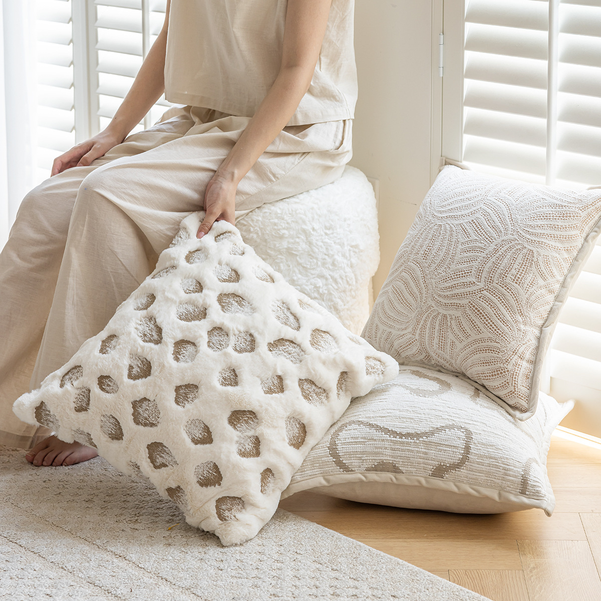 Light French Cream Sofa Pillowcase Ins Style Model Room Living Room Decorative Pillow Bedside Cushion Advanced Sense