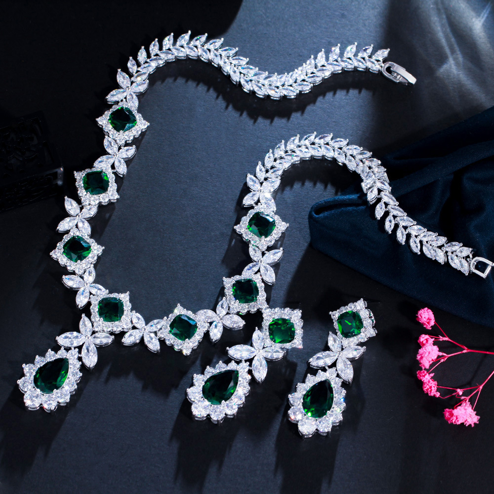 European and American fashion Ruili flower zircon necklace earrings suit emerald gem chain wedding dress accessories
