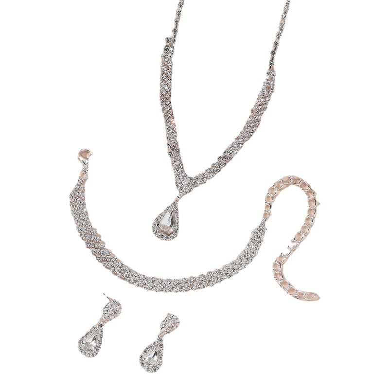 European and American fashion irregular necklace earrings bracelet set Amazon explosions full diamond claw chain rhinestone three-piece set