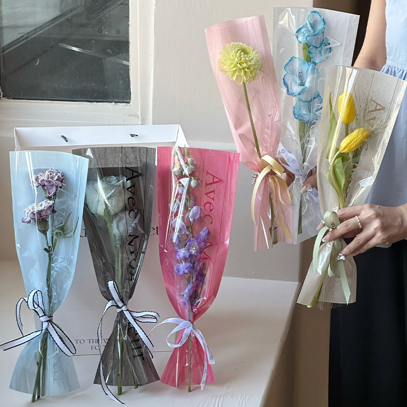 Chinese Valentine's Day English Fashion Single Bag Transparent Flower Bag Rose Packaging Bag Floral Flower Shop Flower Material