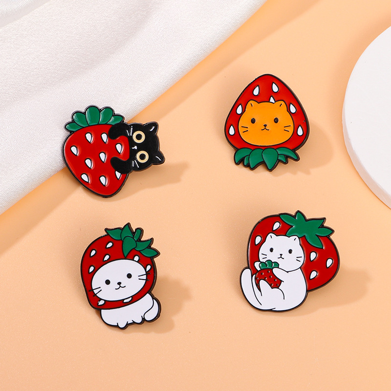 Fixed Adjusting Clothes Decorations Fruit Small Animal Alloy Badge Original Strawberry Cat Cartoon Cute Brooch
