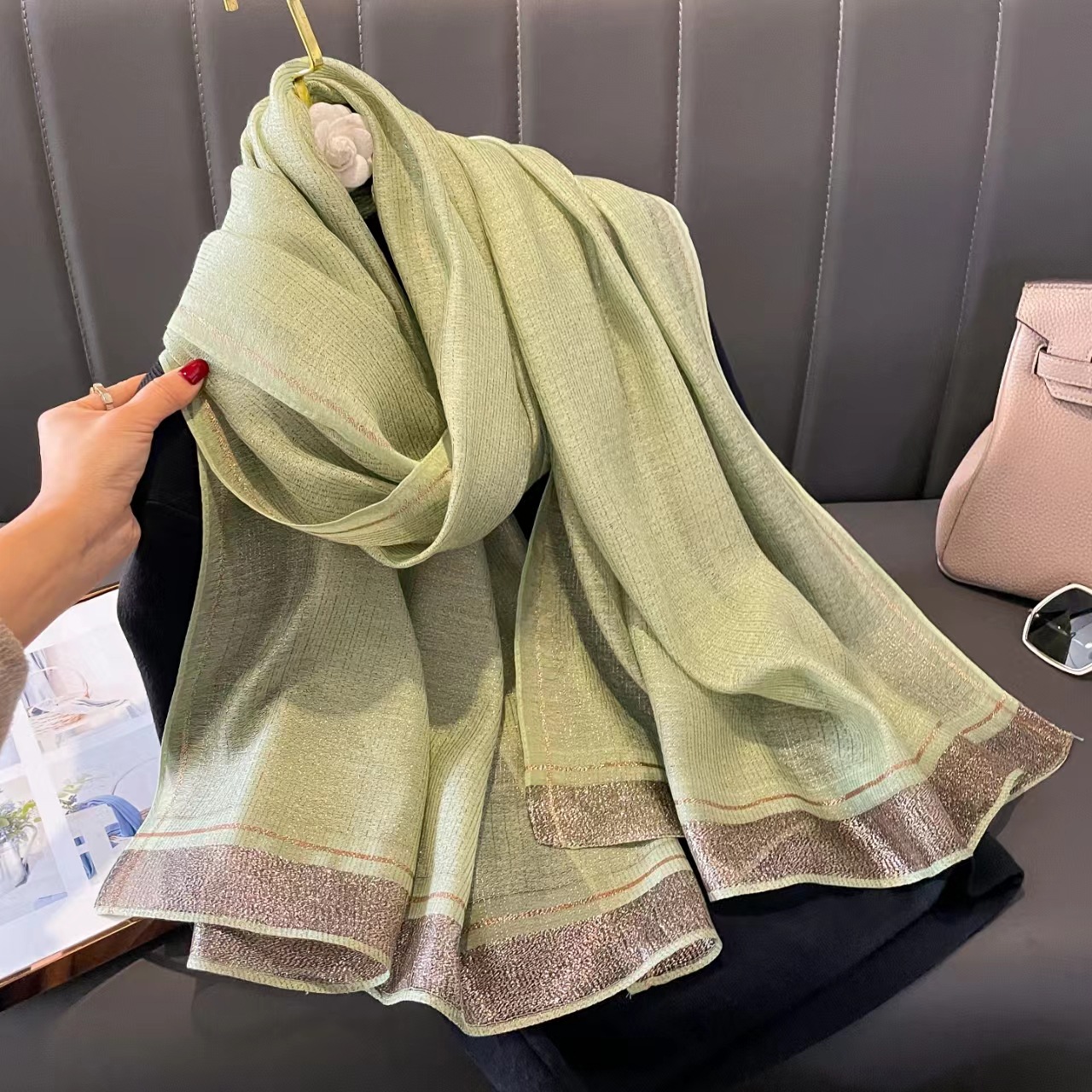 2024 Autumn and Winter New Silk Scarf Women's Long Warm Elegant Fashion Scarf Thin Air Conditioning Shawl Scarf