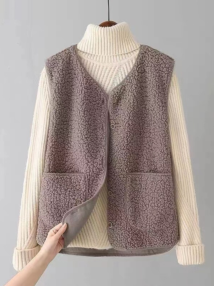 Picture of Lambswool Fleece Vest Jacket for Women, Early Autumn Fashion, Stylish Fur Integrated Outerwear Vest