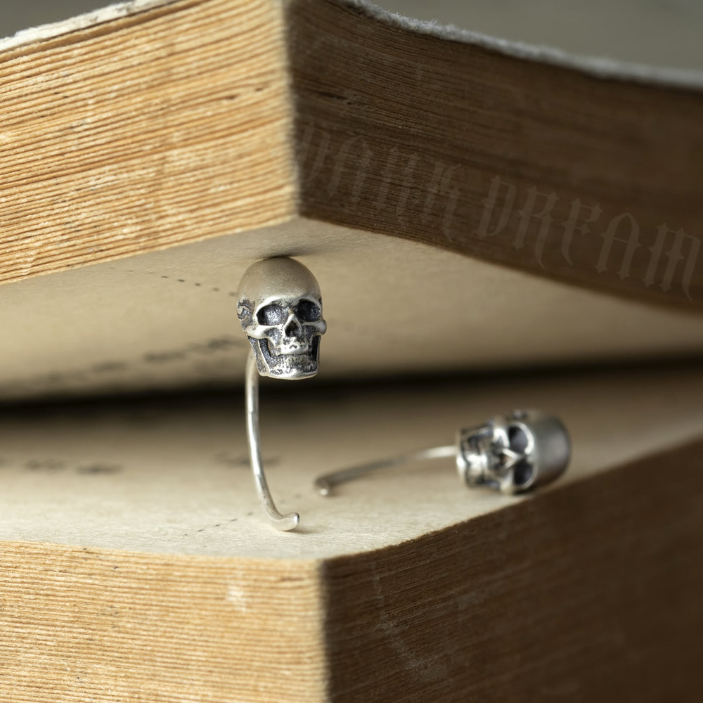 Dark Dream S925 Sterling Silver Skull Ear Bone Nail Without Earplugs Personality Non-mainstream Ear Buckle Jewelry
