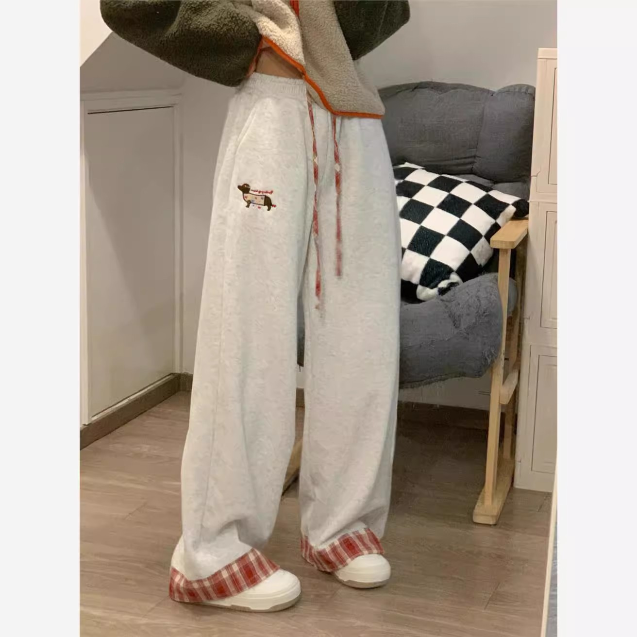Women's Casual Pants, Floor-Length Retro American Straight Wide-Leg Pants, Spliced ​​Early Spring Curled New Sports Pants, Plaid