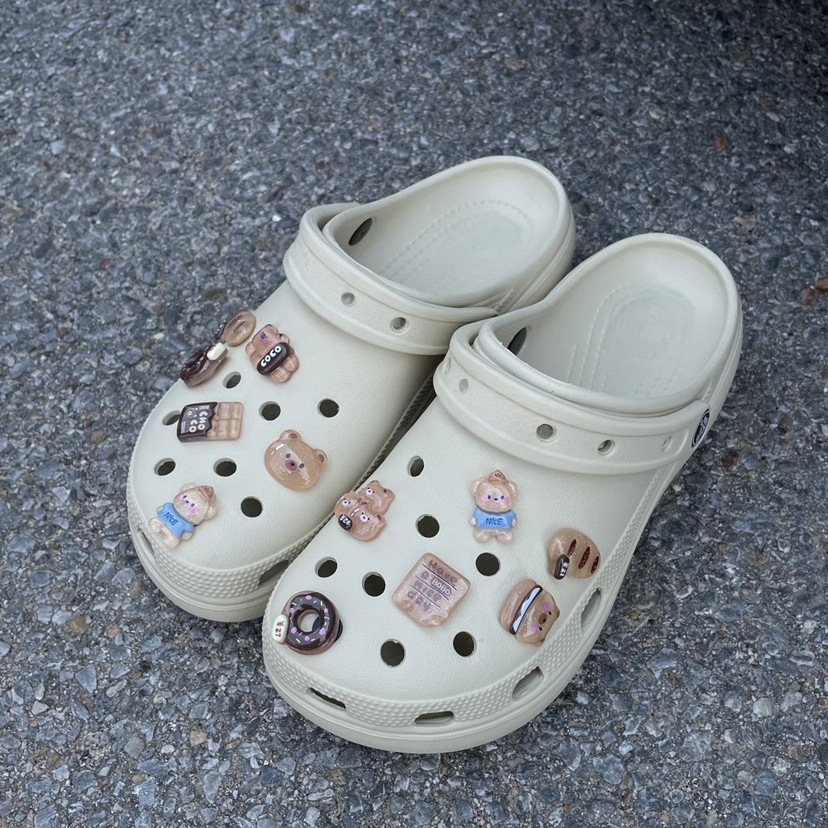 Croc Shoes Accessories Shoe Flower Shoe Buckle DIY Kidsren's Accessories Cute Cartoon Bear Bread Honey Pot Cute Wholesale