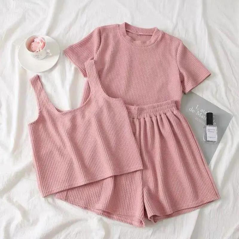Short-sleeved T-shirt Women's Three-piece Wide-leg Shorts for Students Casual Sports Style suit Age-reducing Two-piece Women's Fashion