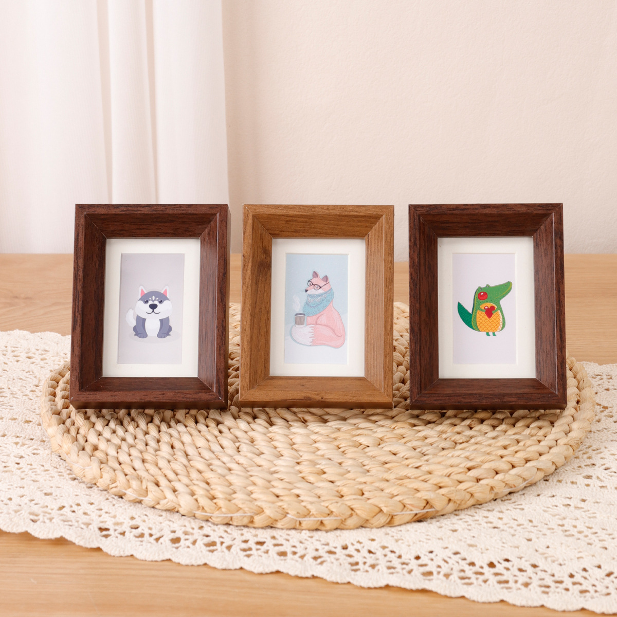 Mini 3 Inch Dione Desktop Ornaments RMB DIY Collection Frame Couple Wedding ID Photo Small Photo Frame Set Table