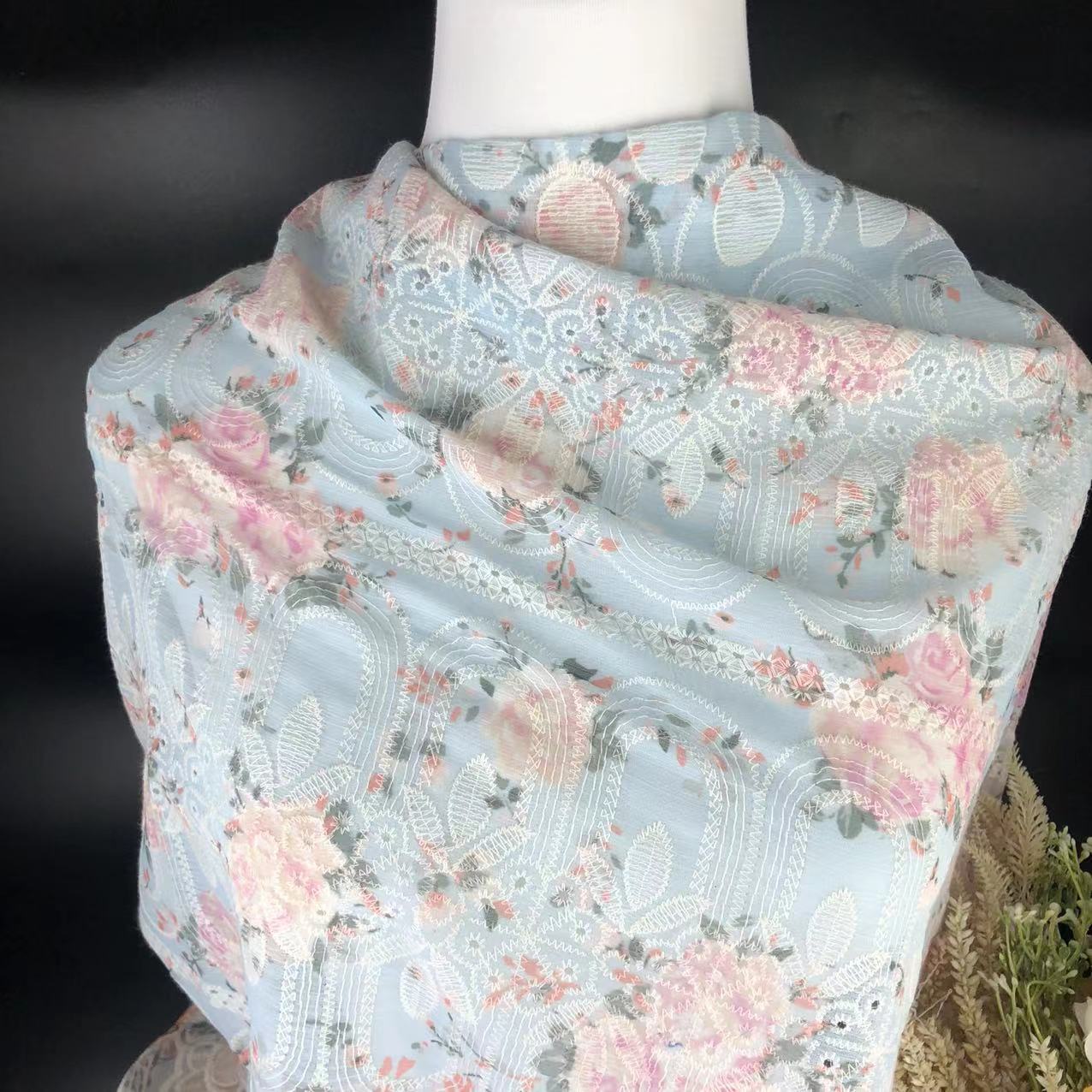 Xiaojun Textile Floral Pattern Computer Embroidery Printed Fabric Chinese Print Children's Clothing Fabric Dress Han Dynasty