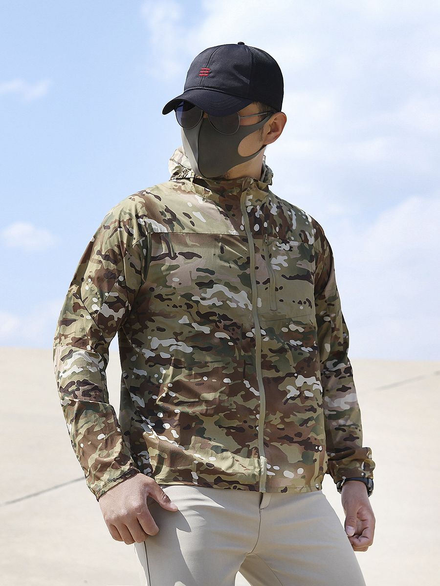 Picture of Outdoor Tactical Skin Clothing Men's Summer Hooded Sunscreen Clothing Breathable Waterproof Lightweight Sunscreen Clothing UV Protection