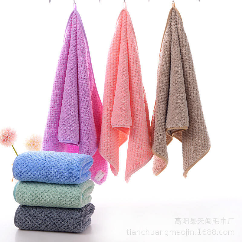 Gaoyang towel factory wholesale pineapple Plaid coral velvet thickened towel company gift absorbent face towel embroidered logo