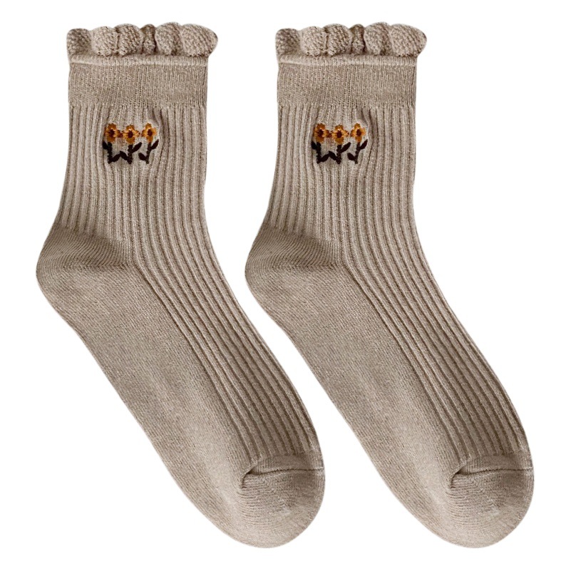 Picture of Women's Socks for Autumn and Winter, Korean Hyuna Style Floral Mid-Calf Socks, Japanese Retro Artistic Lace Socks, Women's Ins-Style Slouch Socks