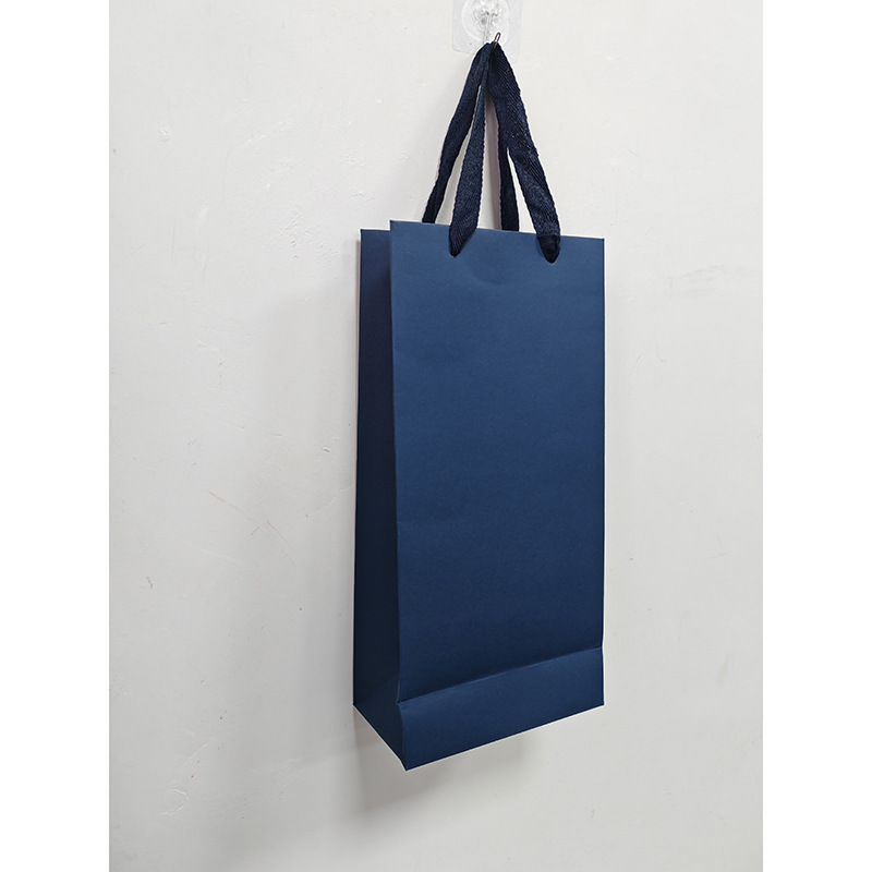Picture of Black Wine Bag, Fashionable Single and Double Thickened Gift Tote Bag Packaging Bag, Souvenir Wine Bag Wholesale