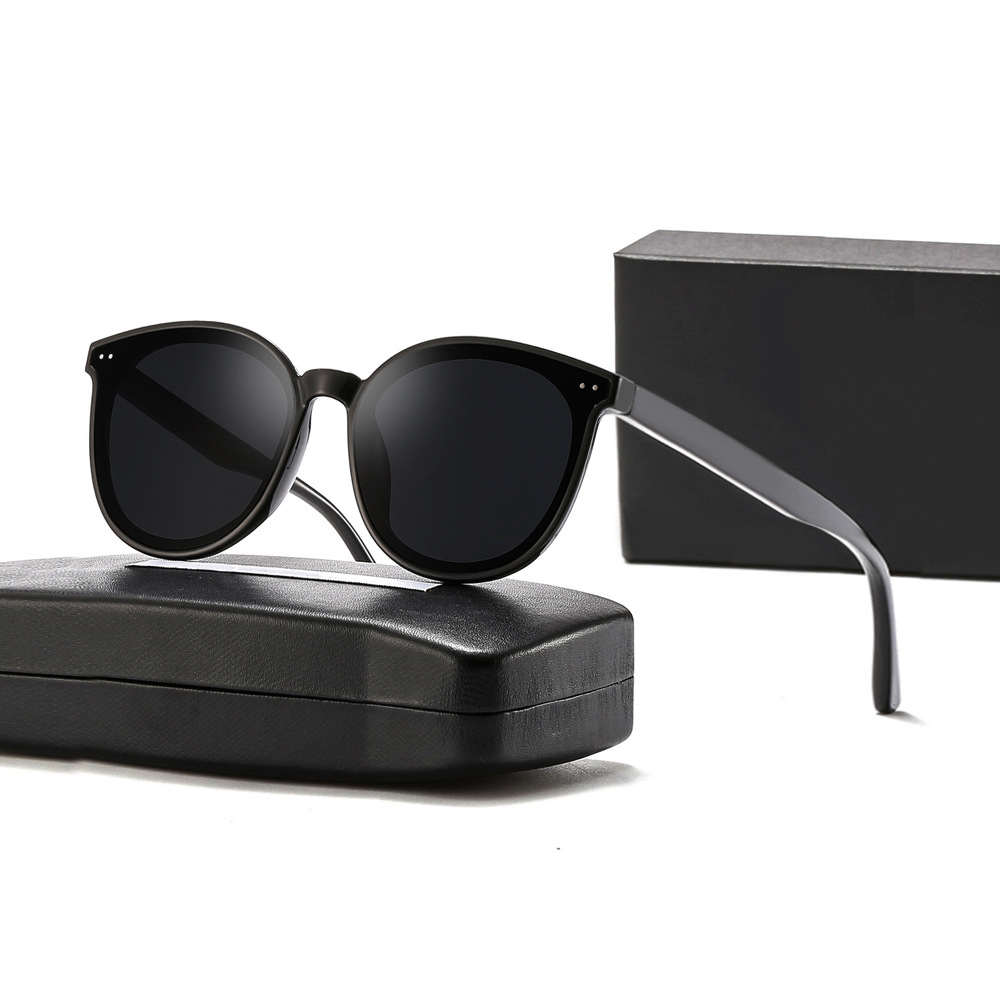 Picture of Hot-Selling New Gm Sunglasses for Women, High-End, Anti-Uv, Big Face, Slimming Look Sunglasses, Men's Driving Polarized Glasses