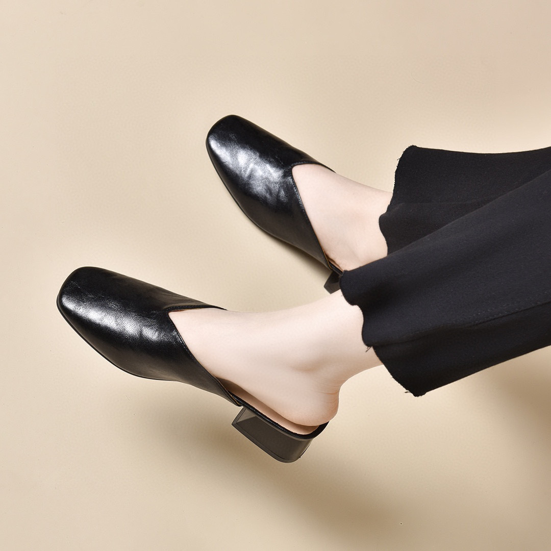 Baotou Slippers Women's Outfit Summer 2024 Square Simple Elegant Mid-heel Thick-heeled Sandals Loafers Loafers