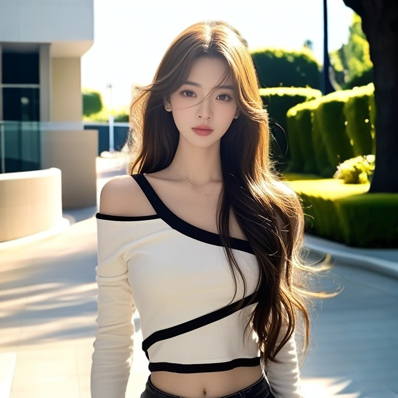 Autumn and winter unique black and white color matching hollow shoulder base shirt women's inner design sense short top