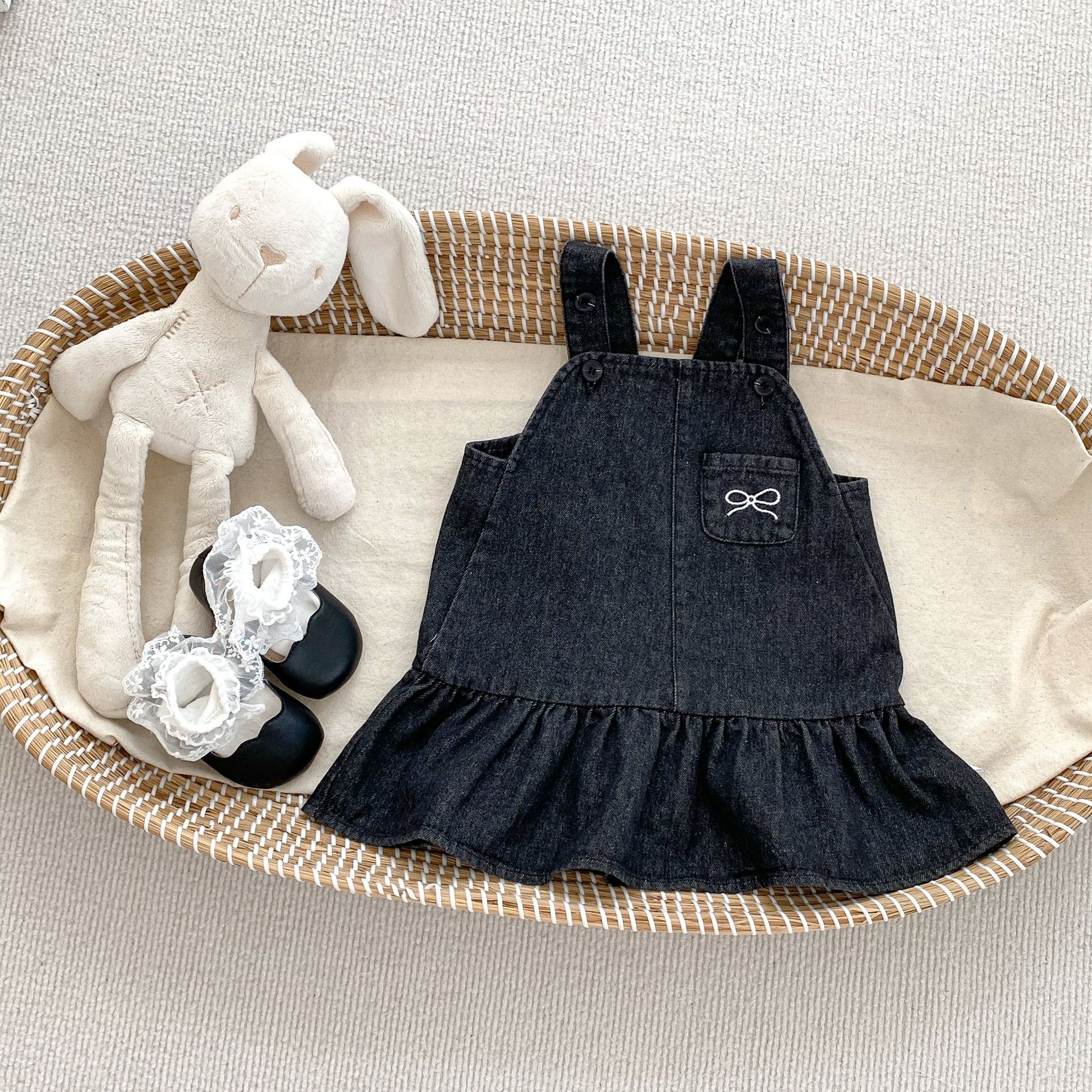 Picture of 2025 Spring Girls Denim dress New All-match Bow Strap Denim Skirt Lapel Base Two-piece Set
