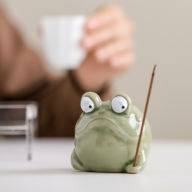 Funny Frog Line Incense Insertion Handmade Incense burner Home Incense Holds Mini Line Incense Rack Sandalwood Ornaments Animal Ailwood Incense Holds