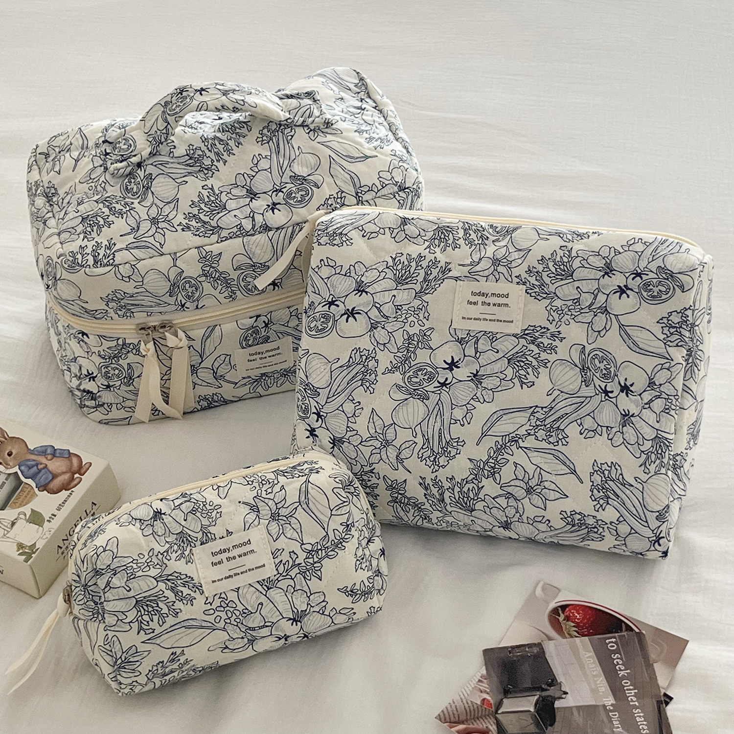 Picture of Tea Break Jungle Series Cosmetic Bag New Ink Ins Storage Bag Travel Portable Large Capacity Toiletries Bag