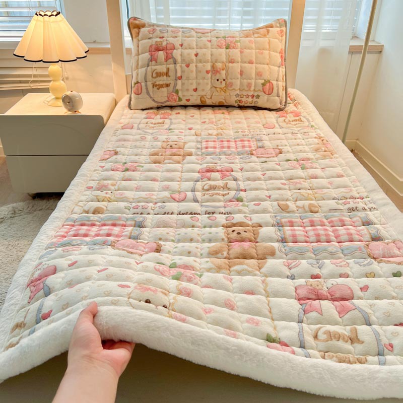 Live Cross-border Class A Thickened Milk Velvet Mattress Household Tatami Bed Cover Dormitory Single Folding Nap Mattress
