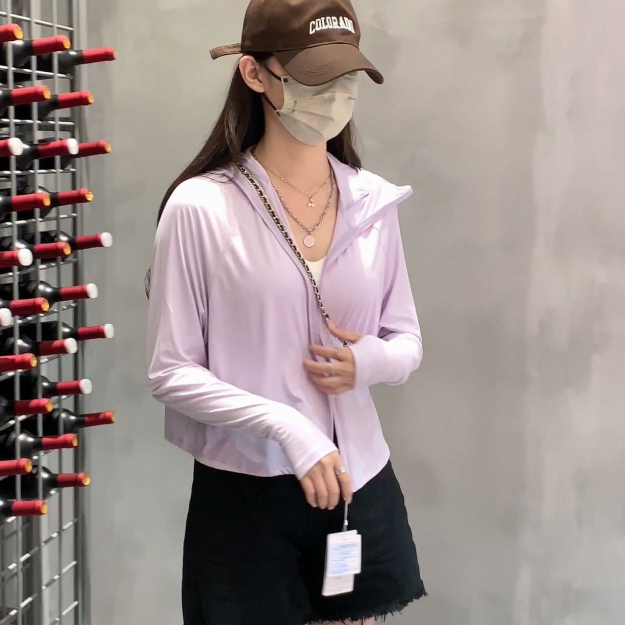 Picture of Summer Big Hat Black Rubber Hat Sun Protection Clothing Women's Skin Clothing Anti-ultraviolet Ice Silk Long Sleeve Shawl Sun Protection Clothing